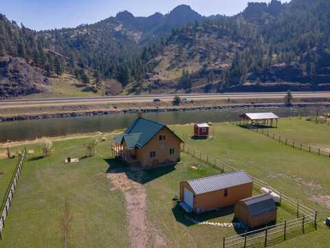 29 Missouri Overlook Drive, Cascade, MT 59421