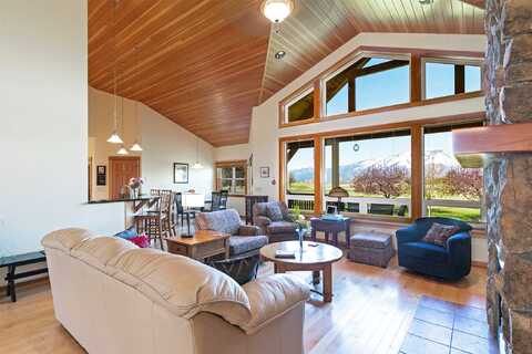 406 Back Nine Lane, Hamilton, MT 59840