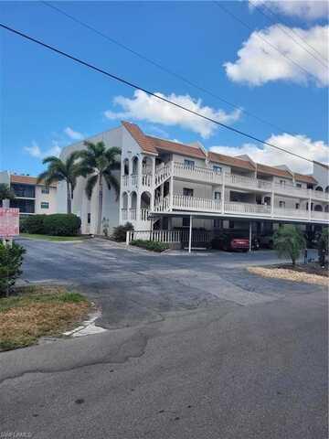 9395 Pennsylvania, BONITA SPRINGS, FL 34135