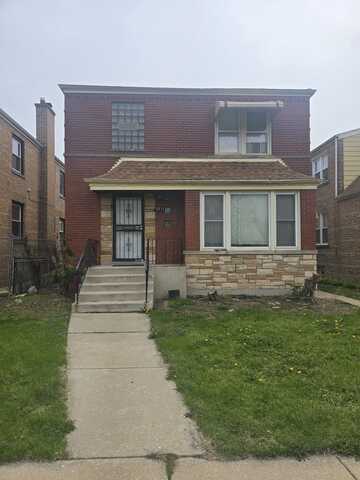 8851 S Blackstone Avenue, Chicago, IL 60619