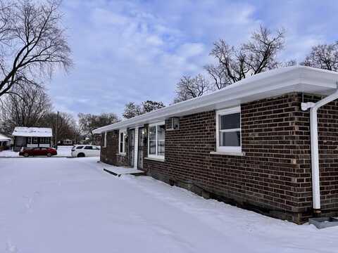 671 N Chicago Avenue, Kankakee, IL 60901