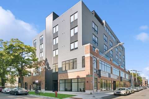 1802 W Berenice Avenue, Chicago, IL 60613
