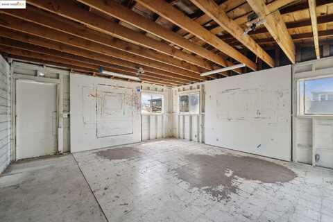 2808 9Th St, Berkeley, CA 94710
