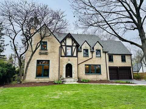 626 Greenleaf Avenue, Glencoe, IL 60022