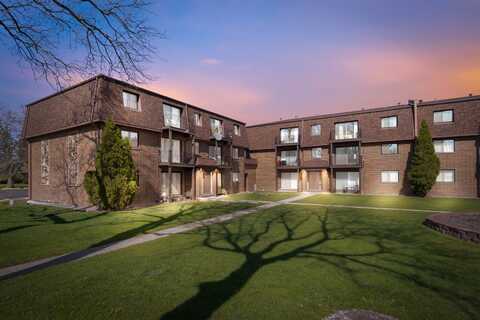 503 Mchenry Road, Wheeling, IL 60090