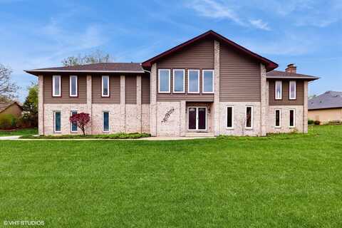 17n560 Hidden Hills Trail, Dundee, IL 60118