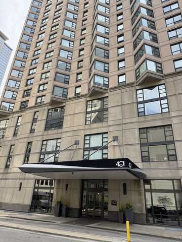 401 E ONTARIO Street, Chicago, IL 60611