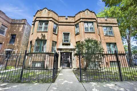 4502 W Montana Street, Chicago, IL 60639