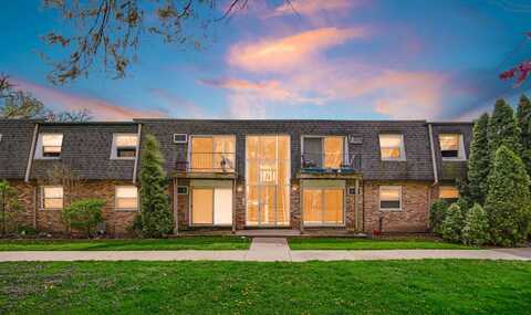 10214 S 84th Terrace, Palos Hills, IL 60465