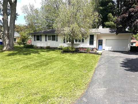 33 Lincoln Avenue, Evans, NY 14006