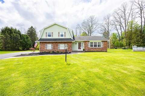 92 Pebble Hill Road, Perinton, NY 14450