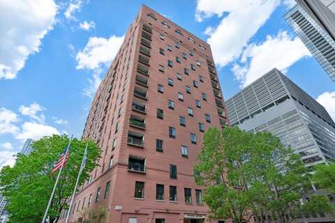 345 N Canal Street, Chicago, IL 60606