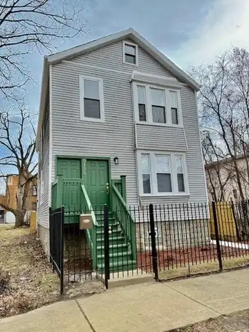 5125 S Carpenter Street, Chicago, IL 60609