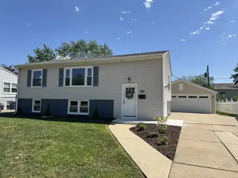 9055 Fairway Drive, Orland Park, IL 60462