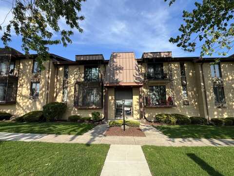 11277 S Roberts Road, Palos Hills, IL 60465