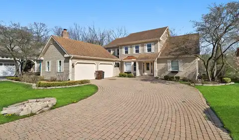 717 Stonebridge Road, Frankfort, IL 60423