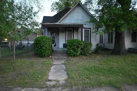 1304 W 9Th St, North Little Rock, AR 72114
