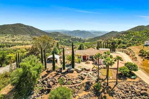 10576 Rainbrook Drive, Rainbow, CA 92028