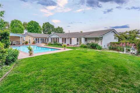 9 Middleridge Lane N, Rolling Hills, CA 90274