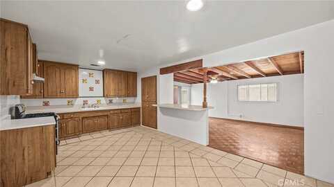 1190 S Willow Avenue, Rialto, CA 92376