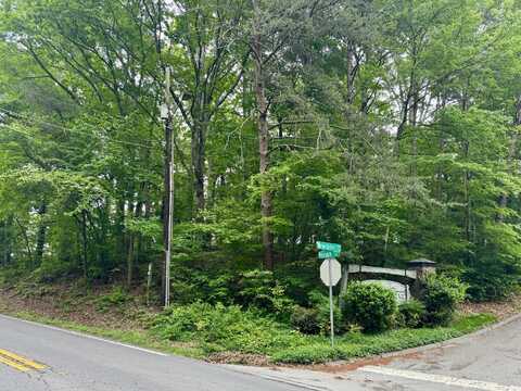 1988 Warwickshire Drive, Soddy Daisy, TN 37379