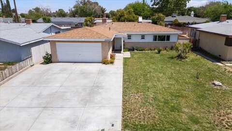 44650 2nd Street E, Lancaster, CA 93535