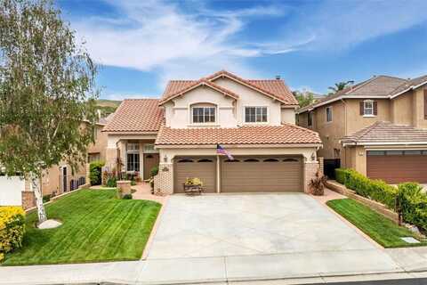 28433 Pinewood Court, Saugus, CA 91390