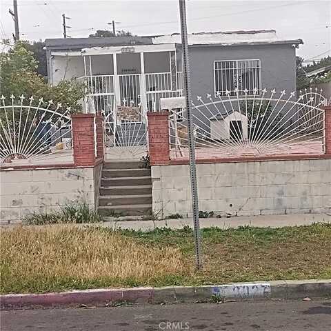 9027 Menlo Avenue, Los Angeles, CA 90044