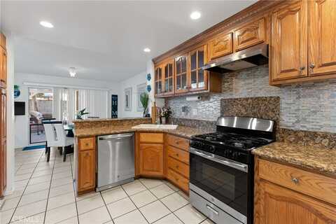 6043 Miles Avenue, Huntington Park, CA 90255