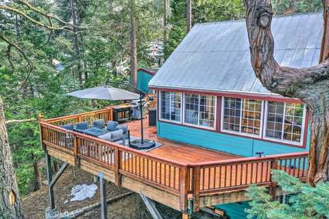 582 Rose Lane, Twin Peaks, CA 92391