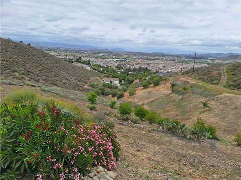 24299 Las Flores, Menifee, CA 92587