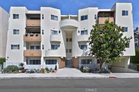 5016 Bakman Avenue, North Hollywood, CA 91601