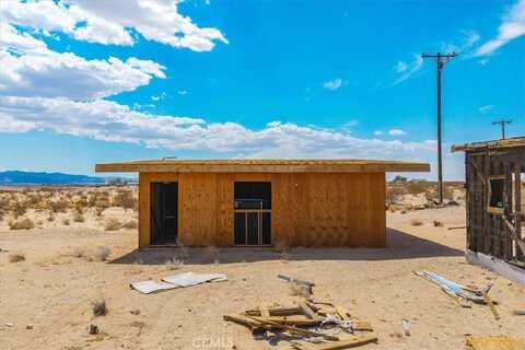 3790 Mojave Road, 29 Palms, CA 92277