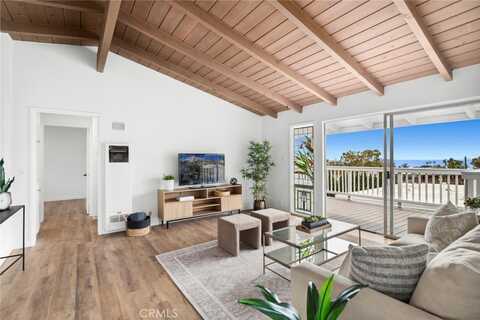 135 High Drive, Laguna Beach, CA 92651
