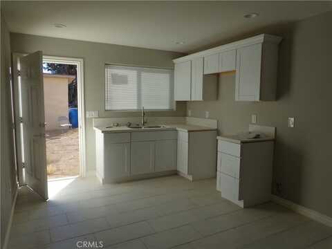 8956 Hickory Avenue, Hesperia, CA 92345