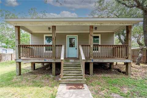 109 Yaupon Street, Rockport, TX 78382
