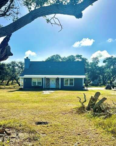 431 Shaver, Aransas Pass, TX 78336