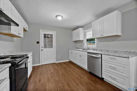 619 Kennan Road, Huntsville, AL 35811