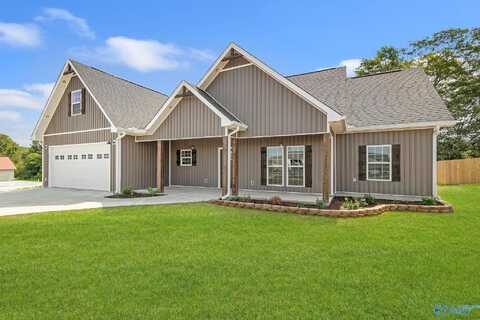 128 Carrington Lane, Albertville, AL 35950