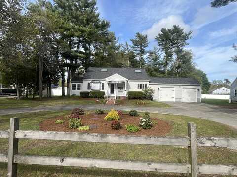 106 County Road, East Freetown, MA 02717