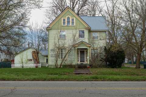 295 W Ohio Avenue, Sebring, OH 44672