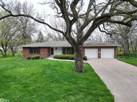 1003 Oak Knoll Road, Red Oak, IA 51566