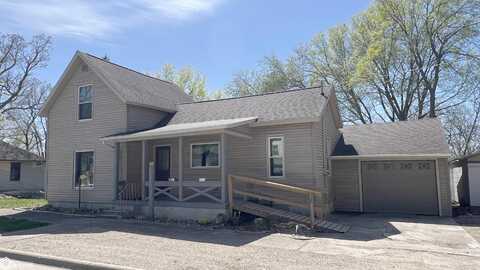 24 N Gaylord Avenue, Nora Springs, IA 50458