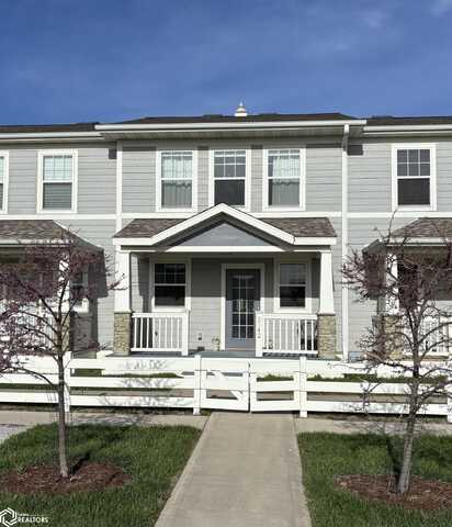 2142 Sapphire Lane, Fairfield, IA 52556
