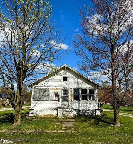 306 N MILL, Blakesburg, IA 52536