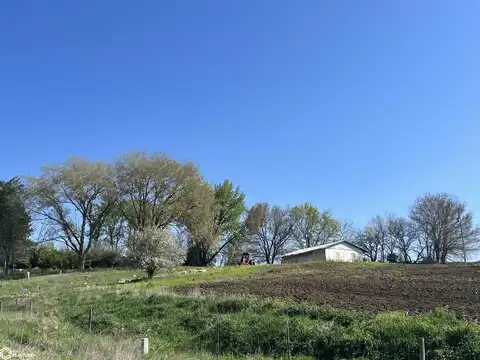 2386 O Avenue, Denison, IA 51442