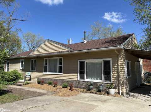 601 W Carpenter Avenue, Fairfield, IA 52556