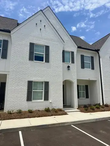 576 Meadow Crest Circle, Oxford, MS 38655