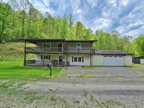 1368 Red Lick Run Road, New Milton, WV 26411