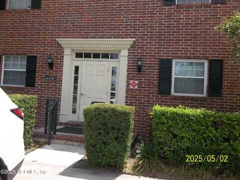 4915 BAYMEADOWS Road, Jacksonville, FL 32217